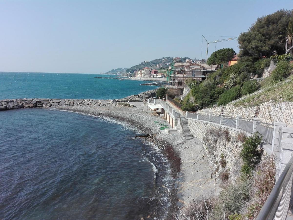 Casa Zaretta Imperia Exterior photo